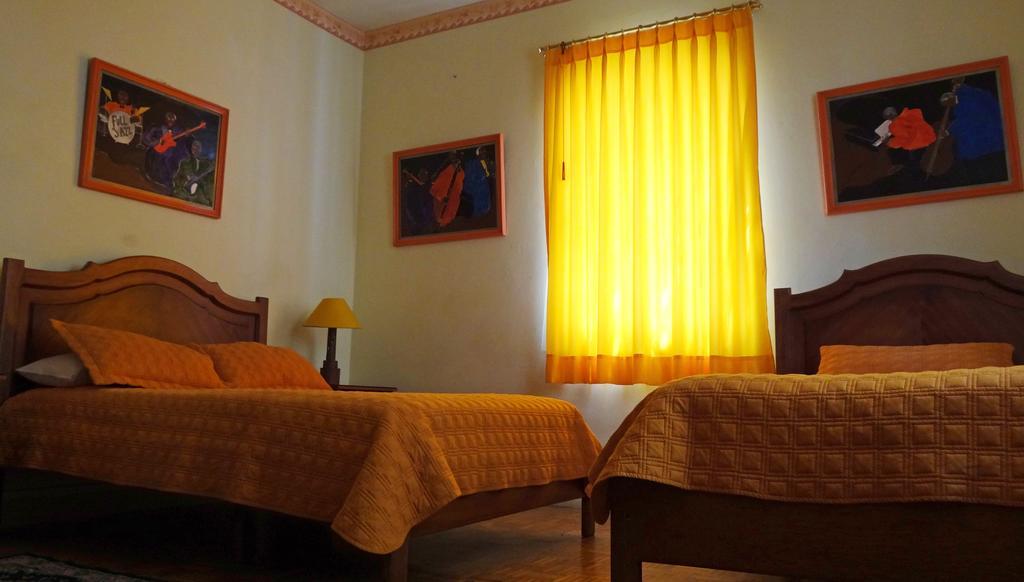 The Yellow House Quito Zewnętrze zdjęcie